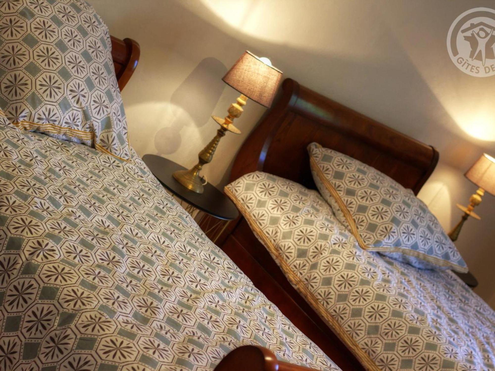 Gîte Montchal, 7 pièces, 14 personnes - FR-1-496-147 Extérieur photo