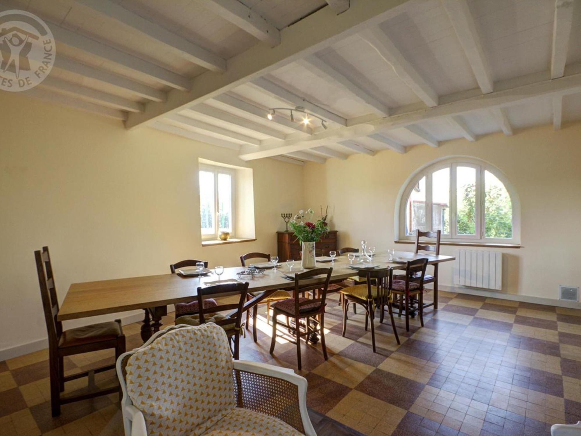 Gîte Montchal, 7 pièces, 14 personnes - FR-1-496-147 Extérieur photo